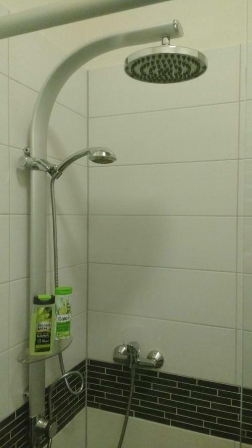 Leibniz6 Stilvolles Privatzimmer Leipzig Exterior foto